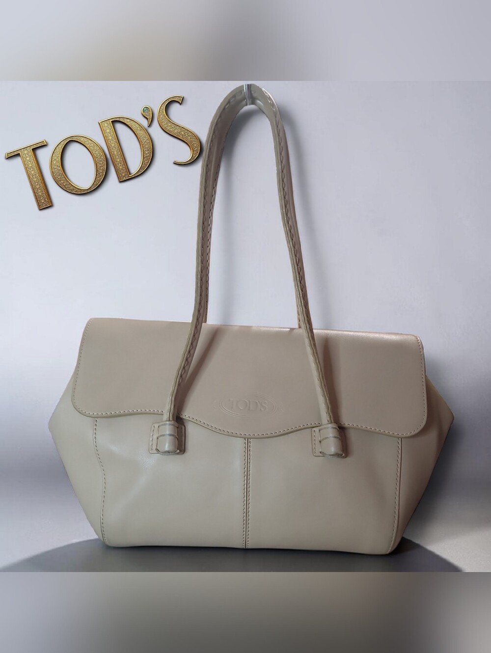 TOD'S Beige Leather Corniche Wave Eastwest Great Condition